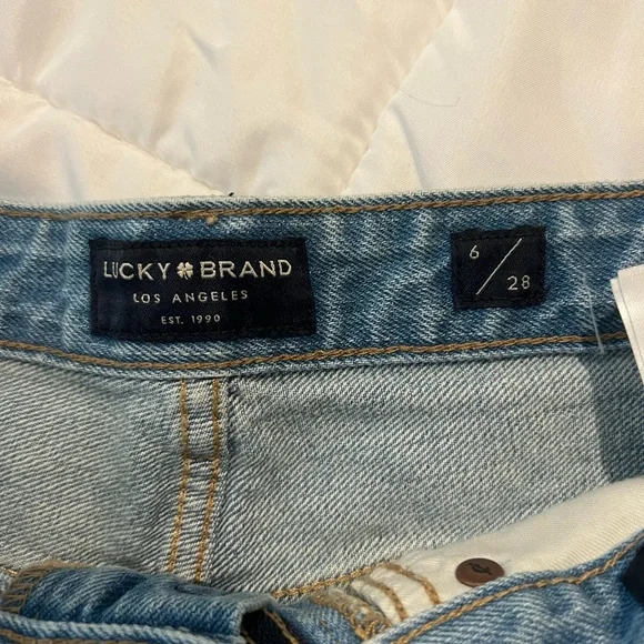 Lucky Brand Boyfriend denim shorts, size 6 - Picture 2 of 3